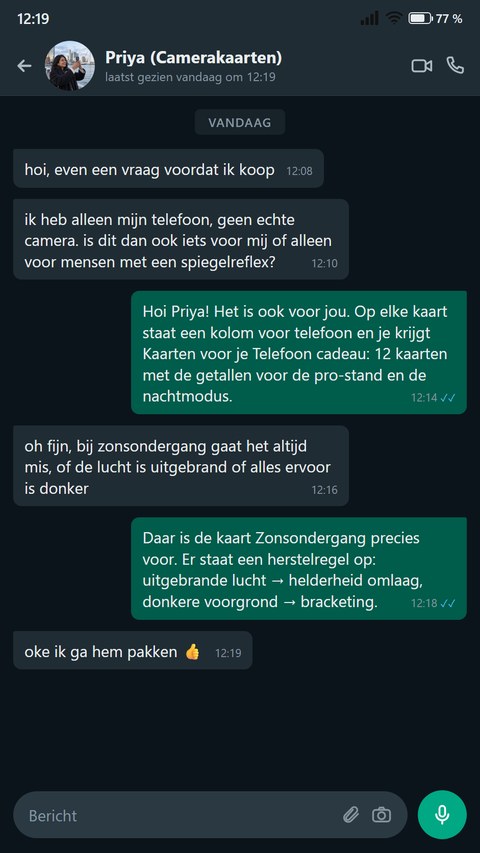 Iemand vraagt voor het kopen of het ook werkt als ze alleen een telefoon heeft